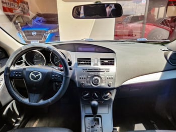 Mazda 3 2012