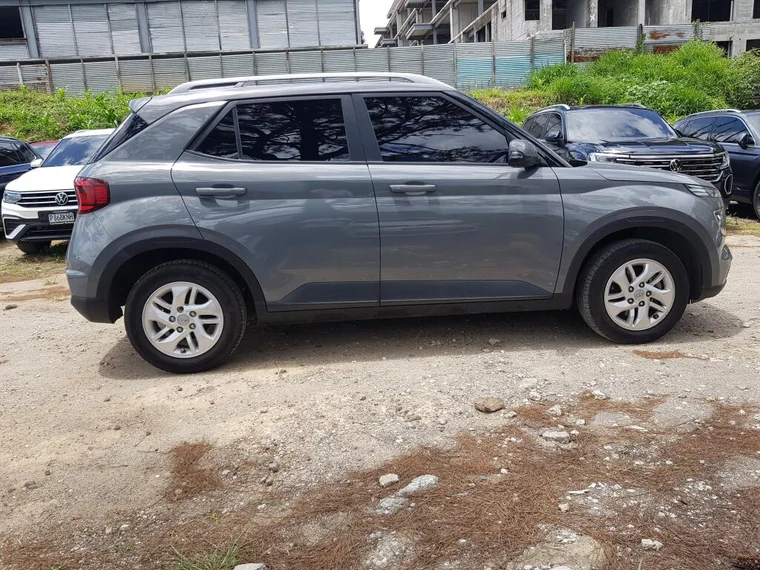 Hyundai VENUE 2022 - Vista 5