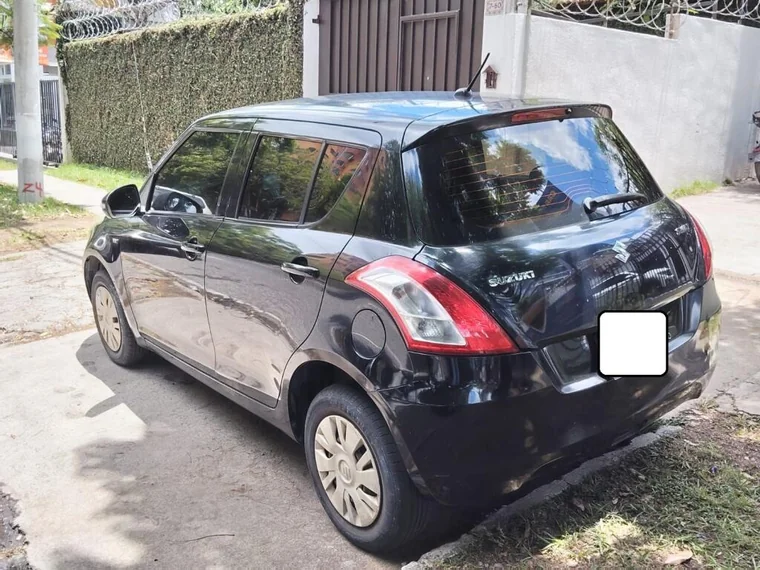 Suzuki SWIFT 2015 - Vista 4