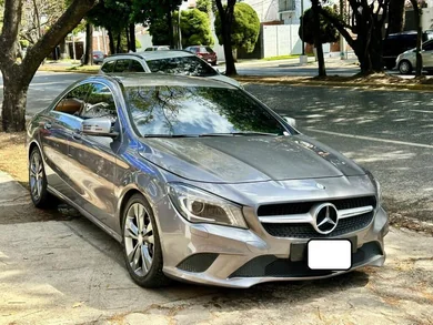 Mercedes Benz CLA200 2015