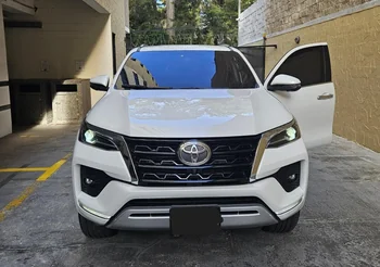 Toyota FORTUNER 2023