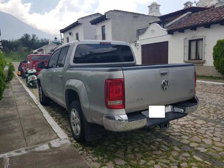 Volkswagen Amarok Highline 2013 - Vista 5
