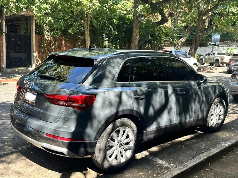 Audi Q3 2022 - Vista 2