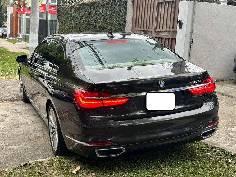 BMW SERIE 7 2016 - Vista 4