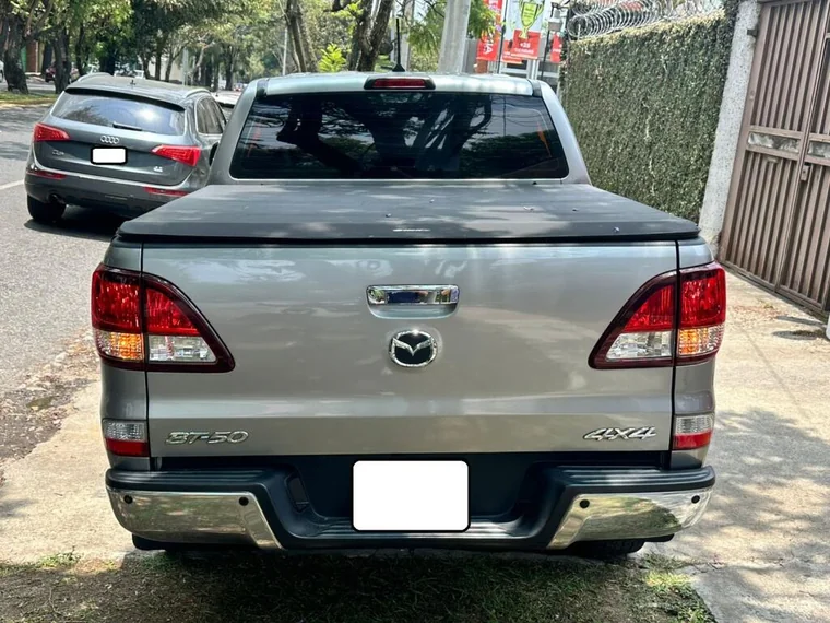 Mazda BT-50 2020 - Vista 4