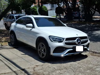 Mercedes Benz GLC 200 2021