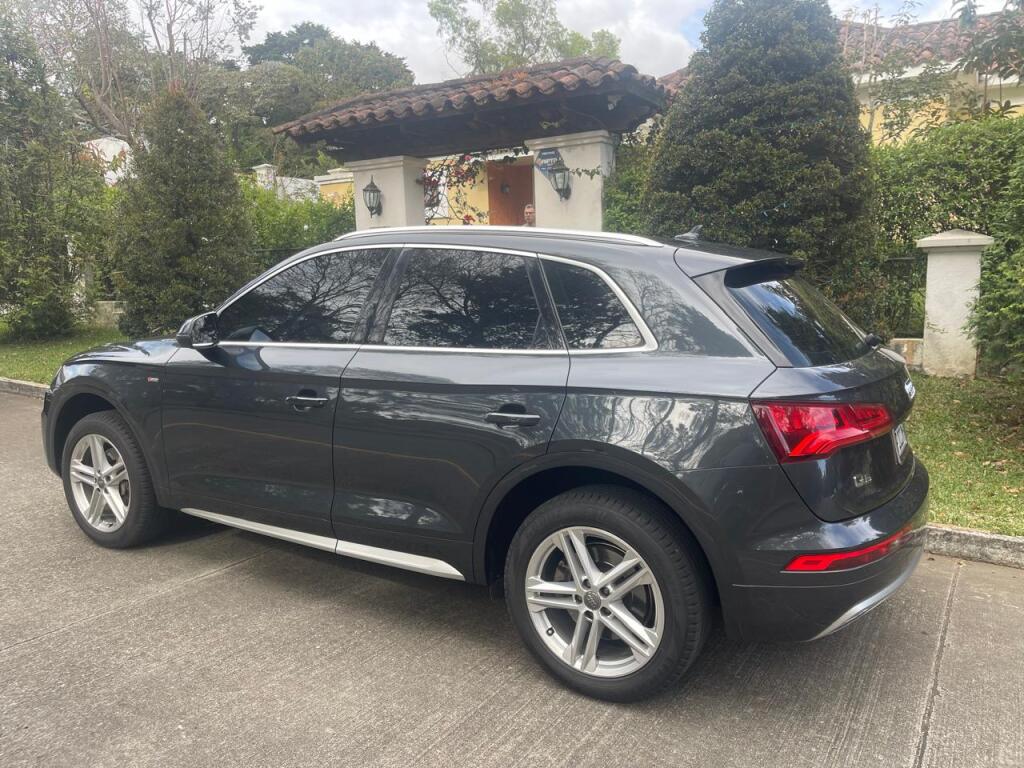 Audi Q5 2019 - Vista 3