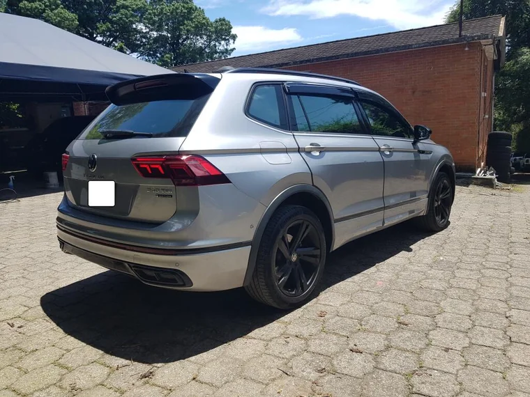 Volkswagen Tiguan RLINE 2024 - Vista 5