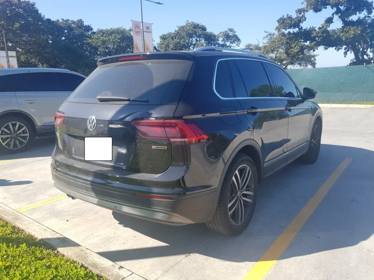 Volkswagen TIGUAN 2018 - Vista 5