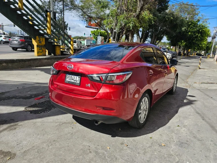 Scion IA 2016 - Vista 5