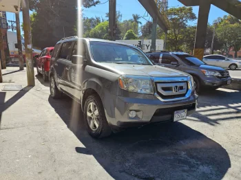 Honda PILOT 2011