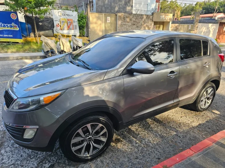 Kia SPORTAGE LX 2015 - Vista 3