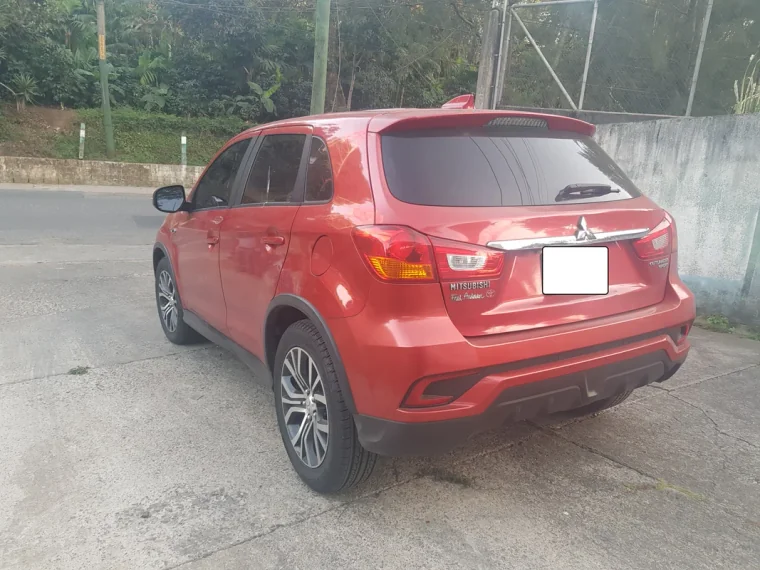 Mitsubishi OUTLANDER SPORT 2018 - Vista 5
