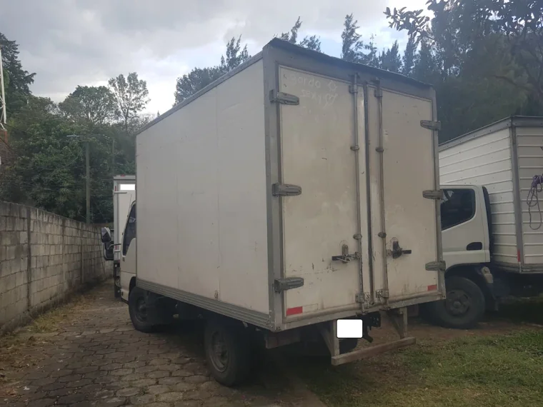 Isuzu QKR 2016 - Vista 2