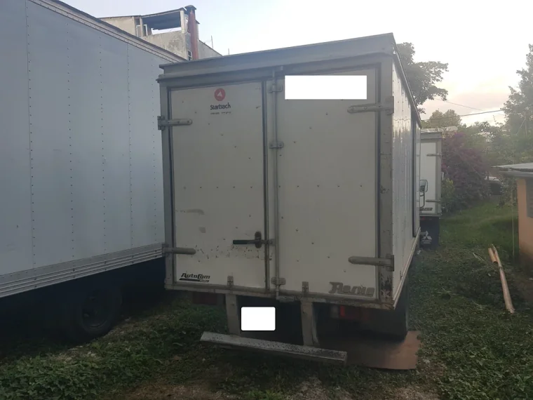 Isuzu QKR 2021 - Vista 3