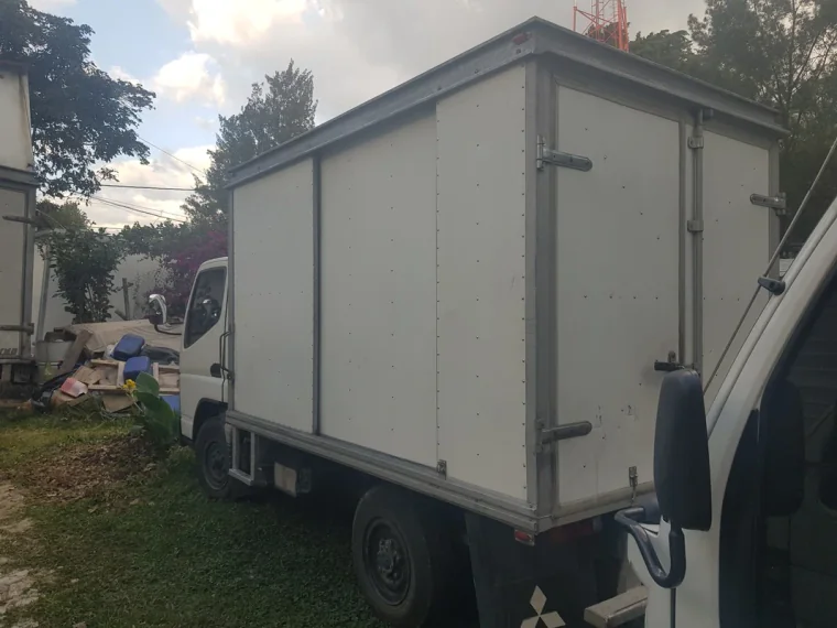 Mitsubishi Canter Fuso FE71 2018 - Vista 4