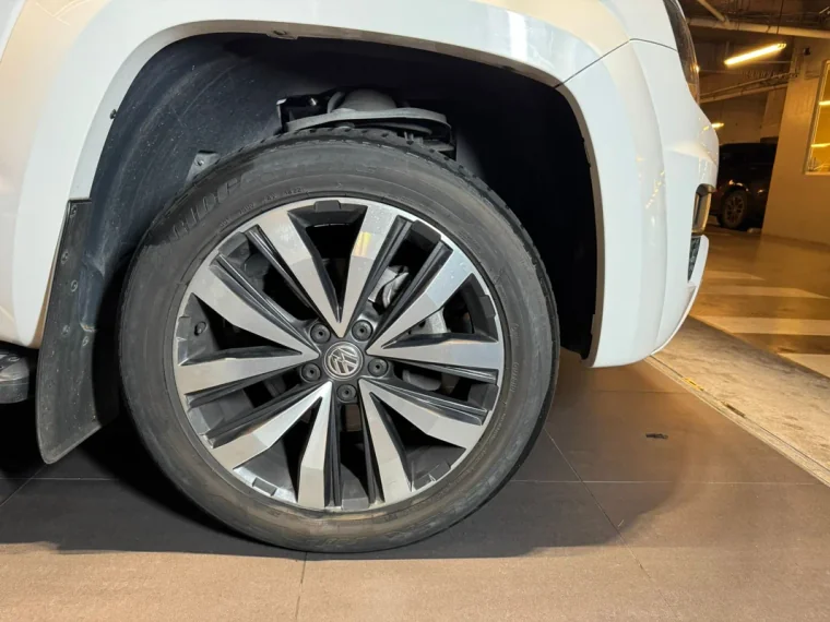 Volkswagen Amarok V6 Extreme 2023 - Vista 5