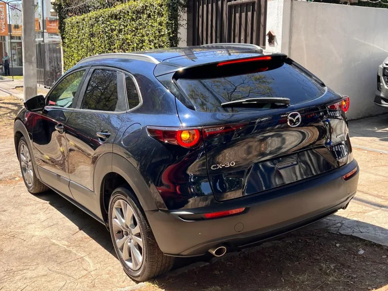 Mazda CX-30 2023 - Vista 4