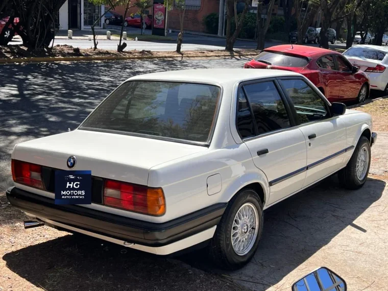 BMW 316i 1990 - Vista 2