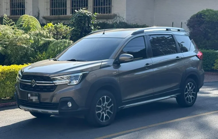 Suzuki XL 7 2021 - Vista 2