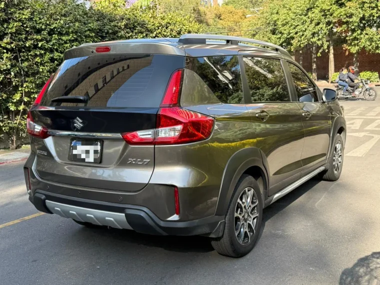 Suzuki XL 7 2021 - Vista 5
