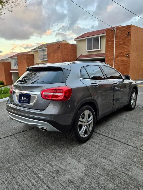 Mercedes Benz GLA 2016 - Vista 4