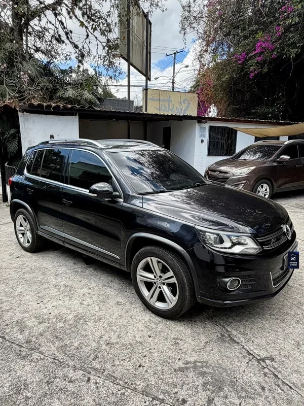 Volkswagen Tiguan RLINE 2016 - Vista 5