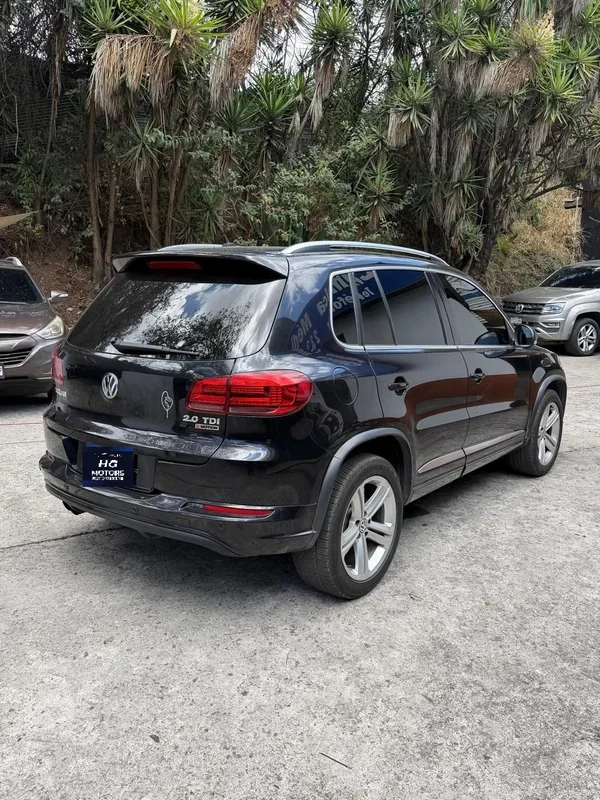Volkswagen Tiguan RLINE 2016 - Vista 4