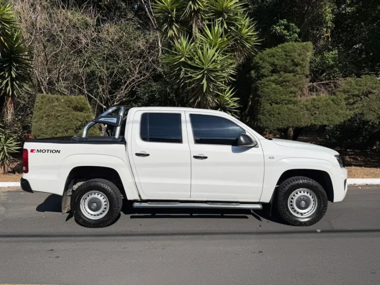 Volkswagen Amarok Trendline 2022 - Vista 2