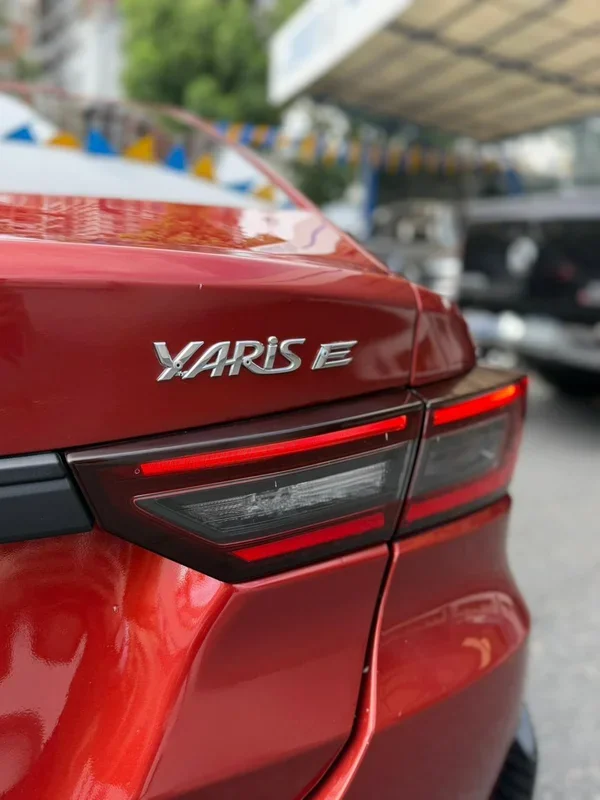 Toyota YARIS 2024 - Vista 5