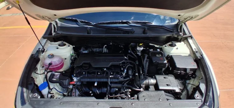 Kia SPORTAGE LX 2024 - Vista 5