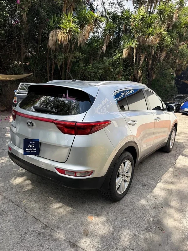 Kia SPORTAGE LX 2019 - Vista 2
