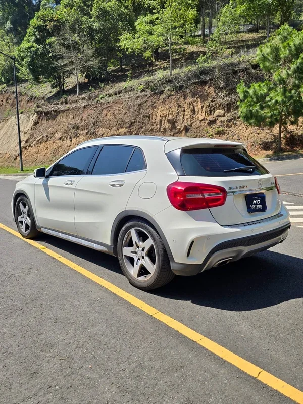 Mercedes Benz CLASE GLA 2017 - Vista 4