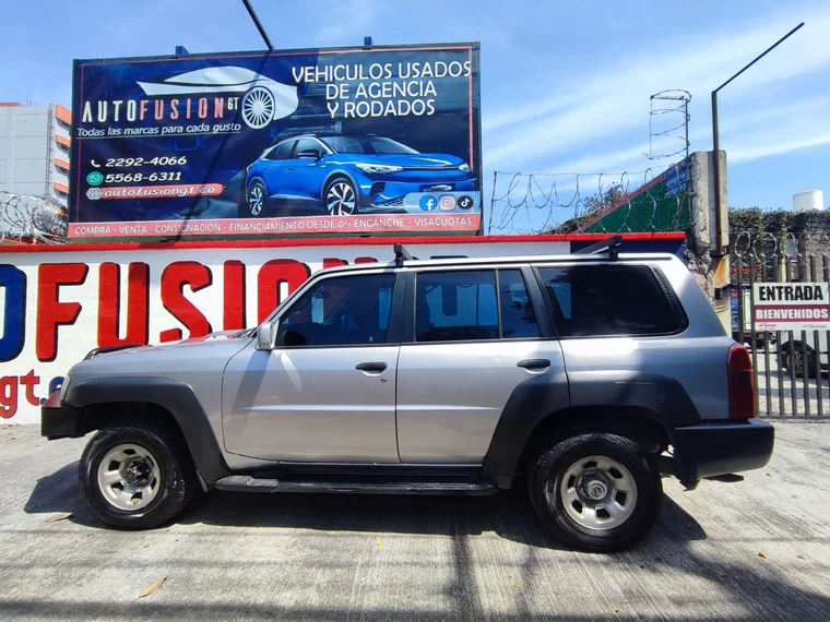 Nissan PATROL 2007 - Vista 4