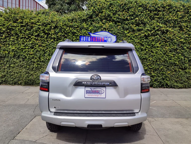 Toyota 4RUNNER 2012 - Vista 5