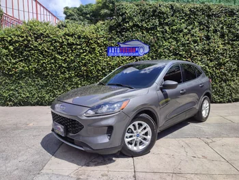 Ford ESCAPE 2022