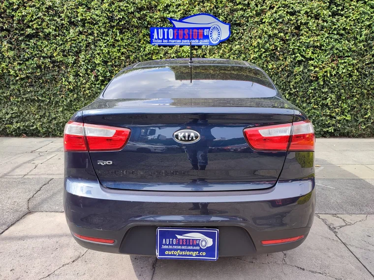 Kia RIO 2014 - Vista 5