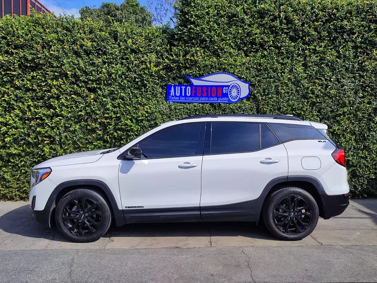 GMC TERRAIN 2020 - Vista 4