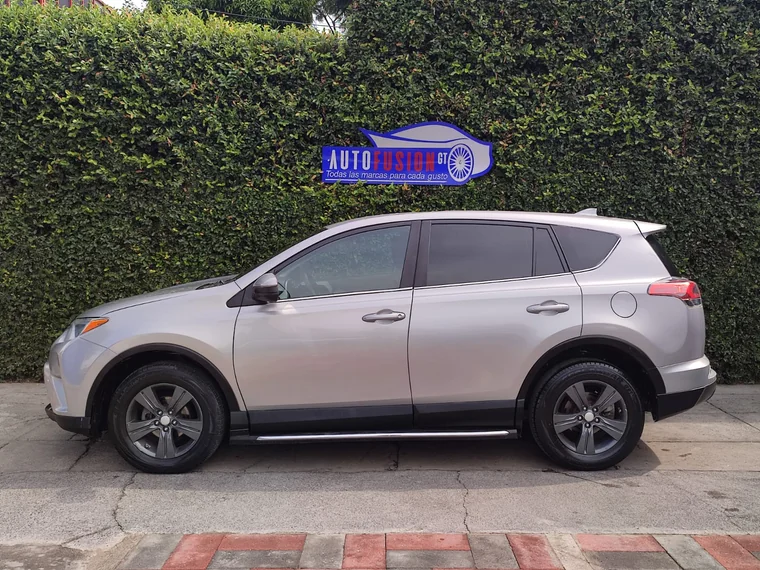 Toyota RAV4 2018 - Vista 4
