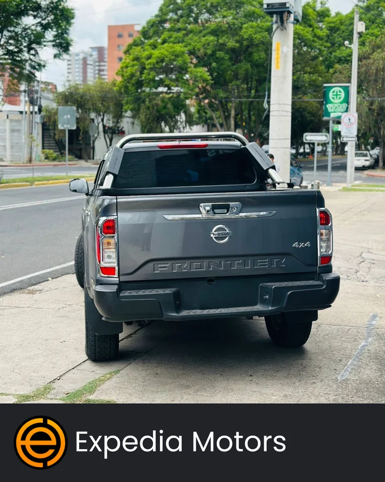 Nissan FRONTIER 2022 - Vista 4