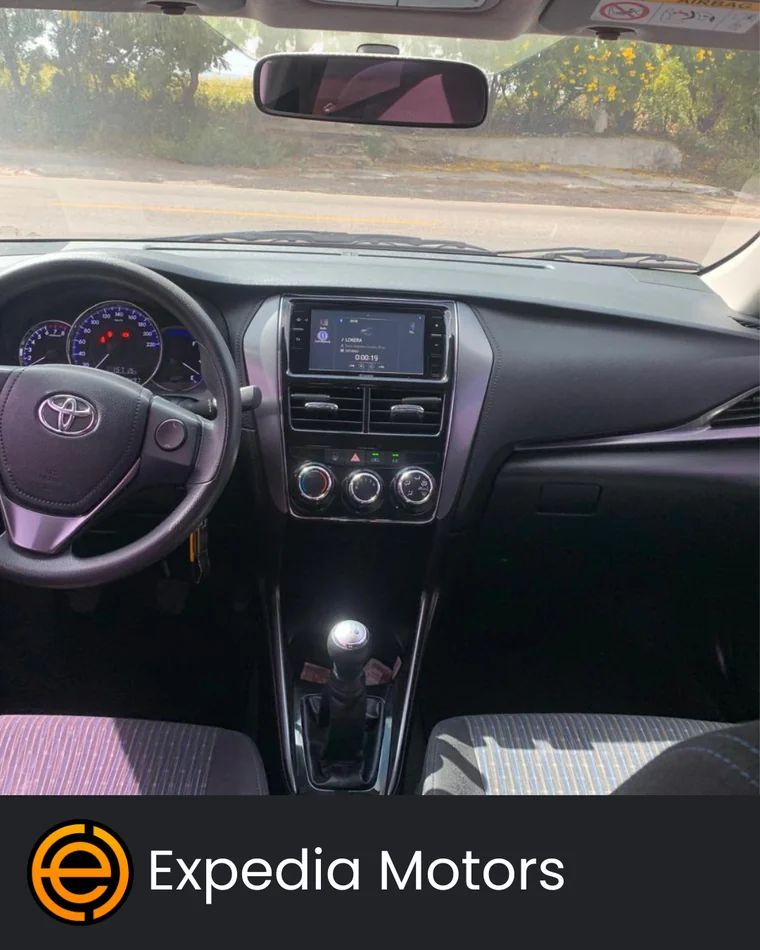 Toyota YARIS 2022 - Vista 4