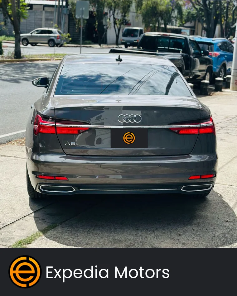 Audi A6 2022 - Vista 4