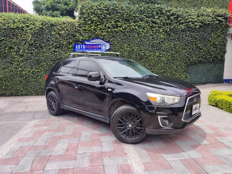 Mitsubishi OUTLANDER 2014 - Vista 2