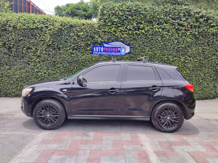 Mitsubishi OUTLANDER 2014 - Vista 4