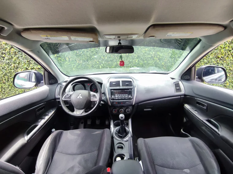 Mitsubishi OUTLANDER 2014 - Vista 5