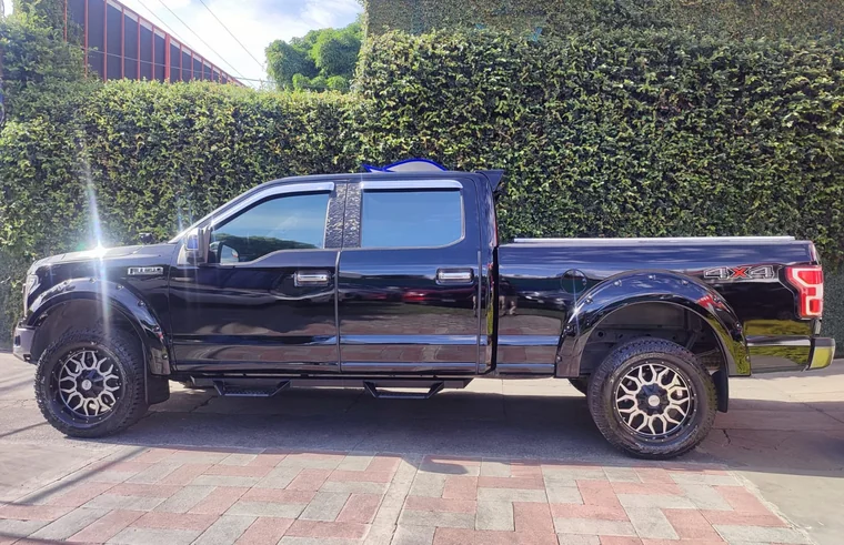Ford F-150 2018 - Vista 4