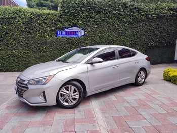 Hyundai ELANTRA 2020