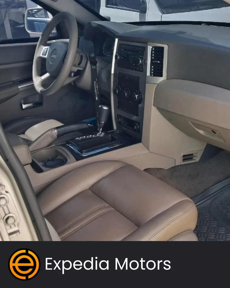 Jeep GRAND CHEROKEE 2010 - Vista 5