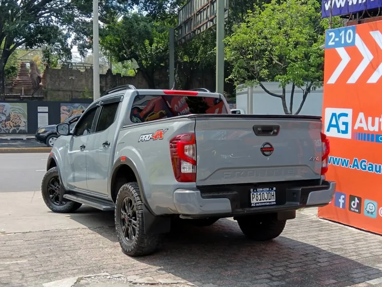 Nissan FRONTIER 2022 - Vista 5