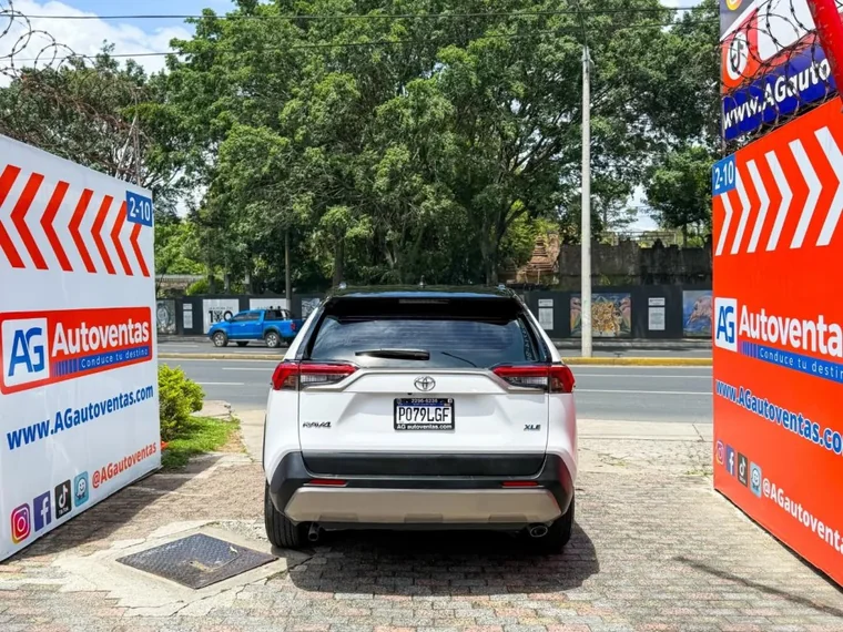 Toyota RAV4 2021 - Vista 5